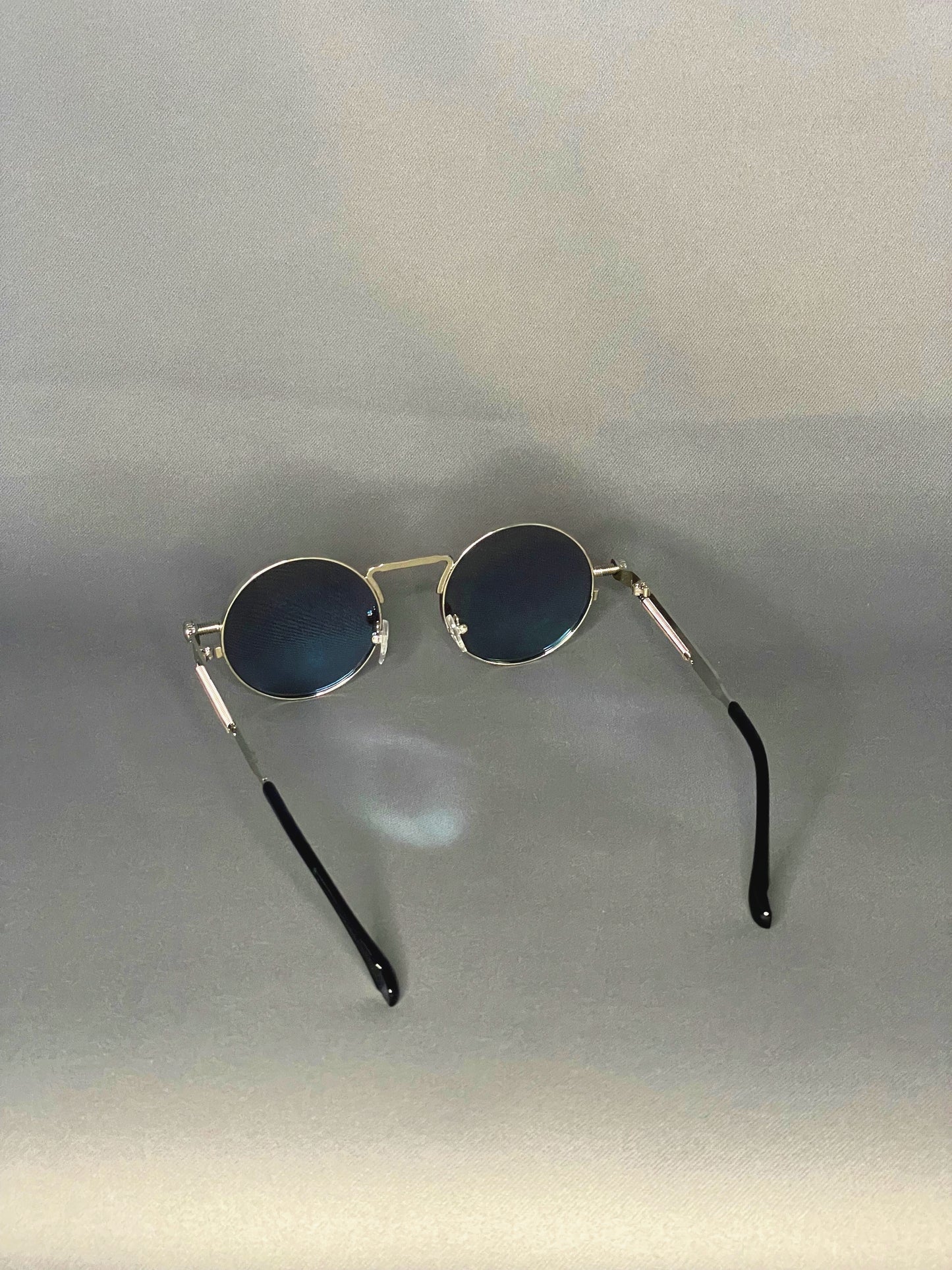 Classy | Silver × Azure | Badesa issue