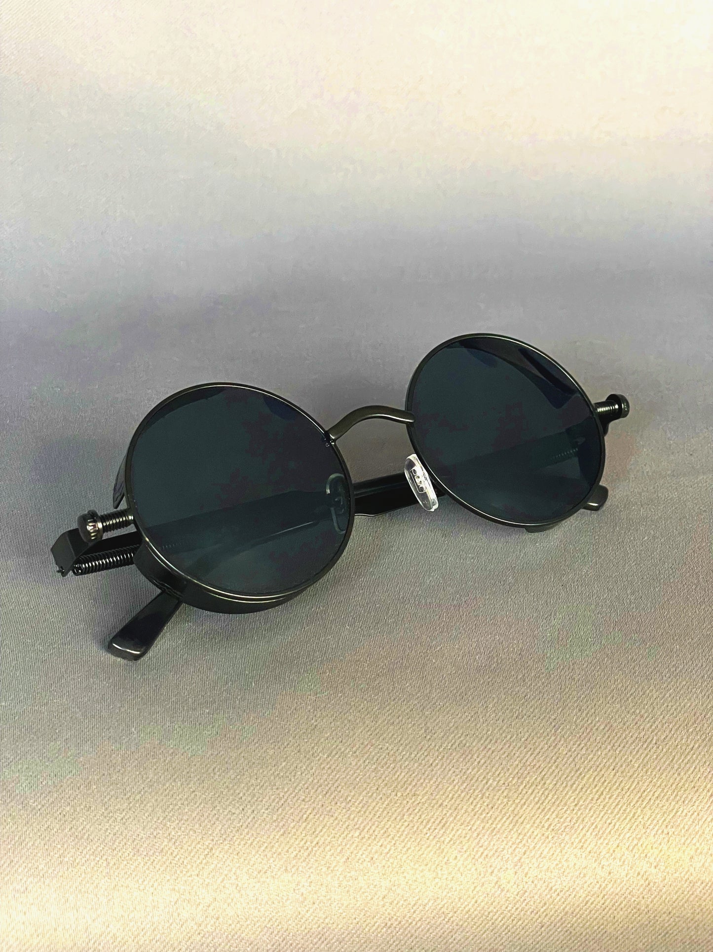 Industy | Black × Dark | Badesa issue